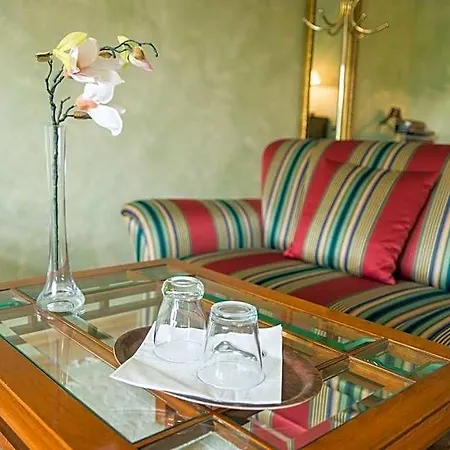 Maarheide 3* فير